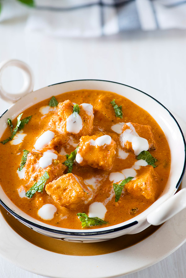 Paneer Tikka Masala in Hindi